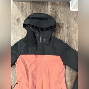 Women’s Volcom Snowboard/ Ski Jacket size xs